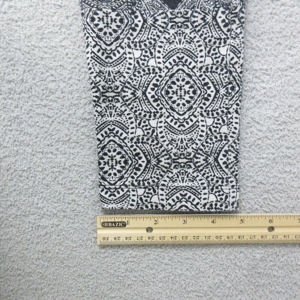 Chicos Zenergy Leggings Womens 1 US 8/10 Black White Medallion Print Stretch - Picture 6 of 10